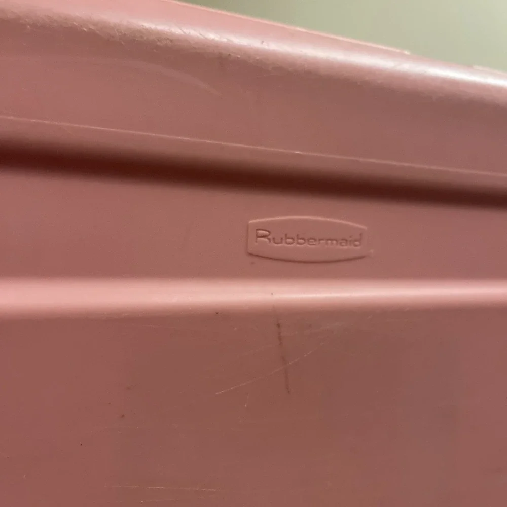 Vtg Rubbermaid 2965  Pink Rectangle Laundry Basket‎ Weave 22x16x11 Grannycore